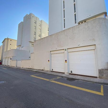 Agi Drugstore Apartments Roses Exterior foto