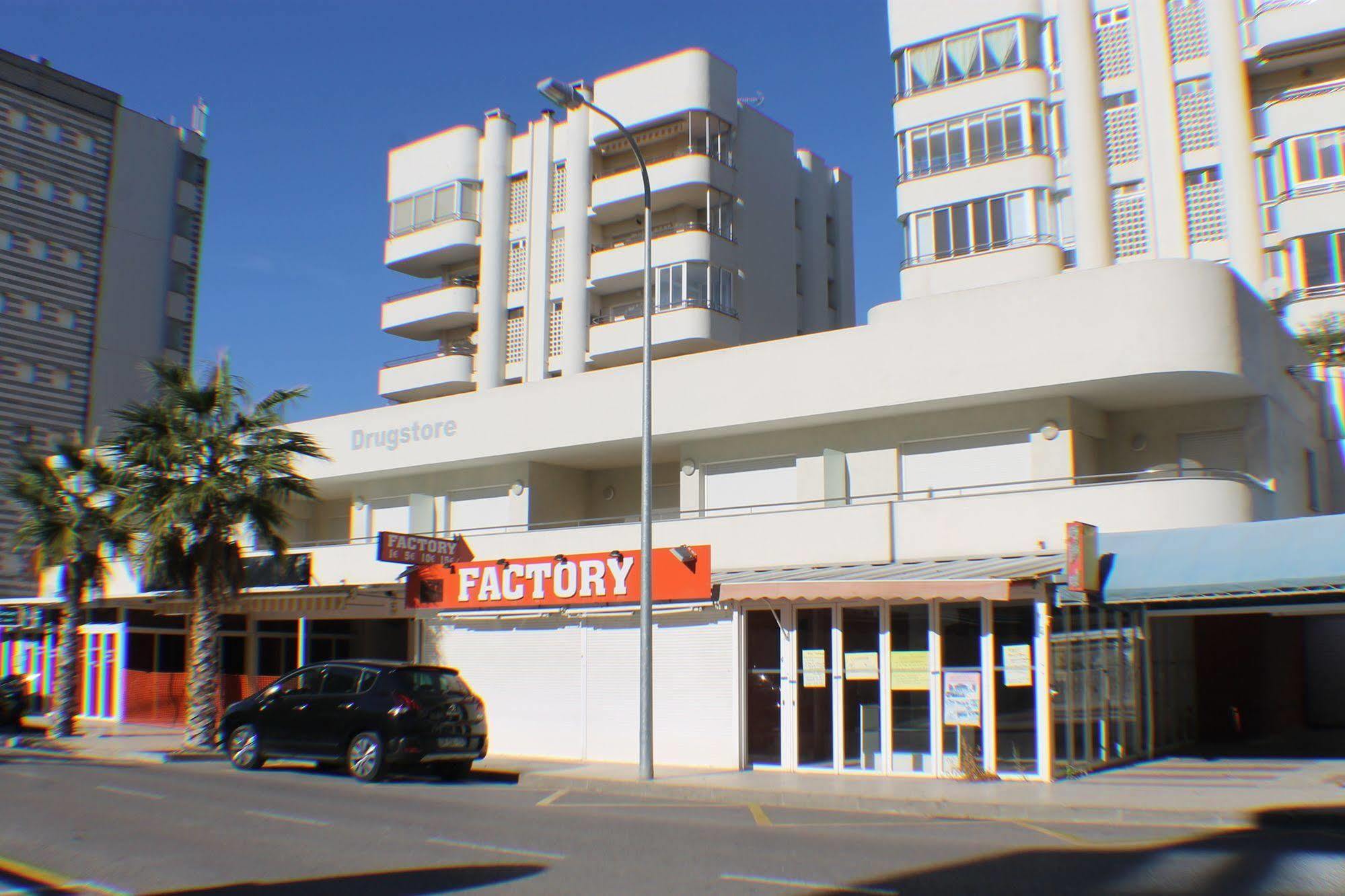 Agi Drugstore Apartments Roses Exterior foto